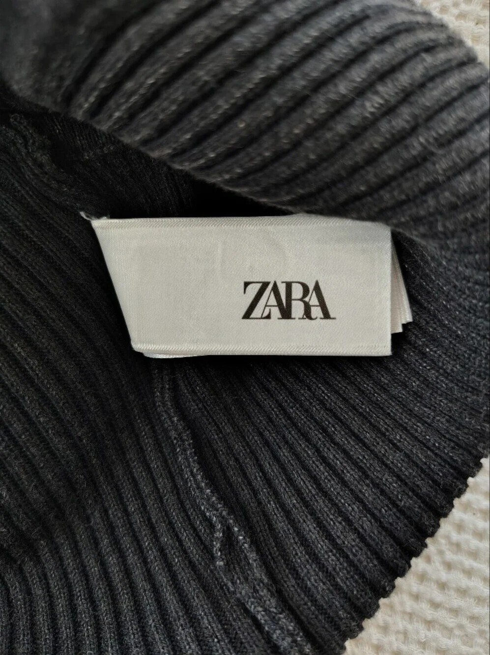 Zara Black Ribbed Off-Shoulder Cutout Blouse Size S